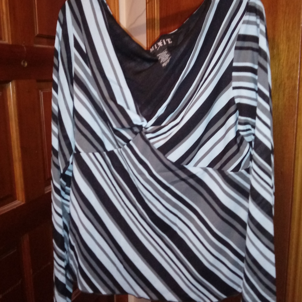 Mix It striped long sleeve blouse